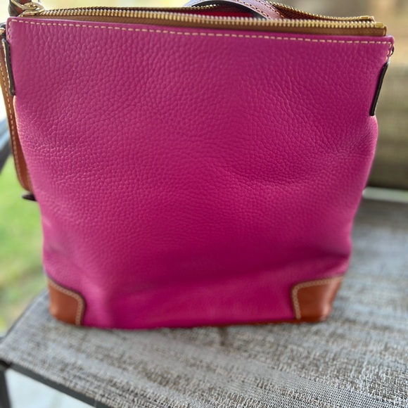 Dooney & Bourke Pebble Grain Crossbod - Picture 3 of 8